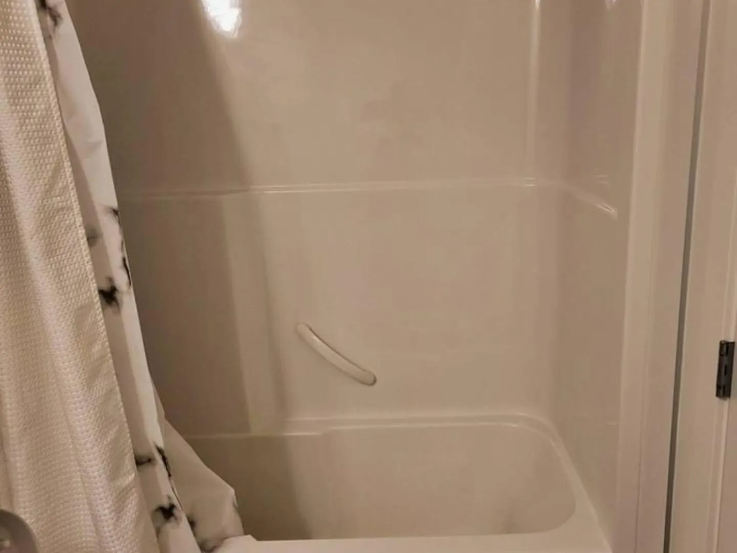 Luxury Corporate Housing: Furnished 2Br Townhouse Apartment Vancouver
